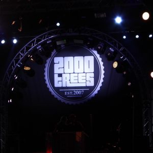 2000 Trees